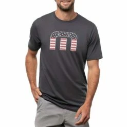Discount ⭐ Shirts Men's TravisMathew Star Bright T-Shirt ✨
